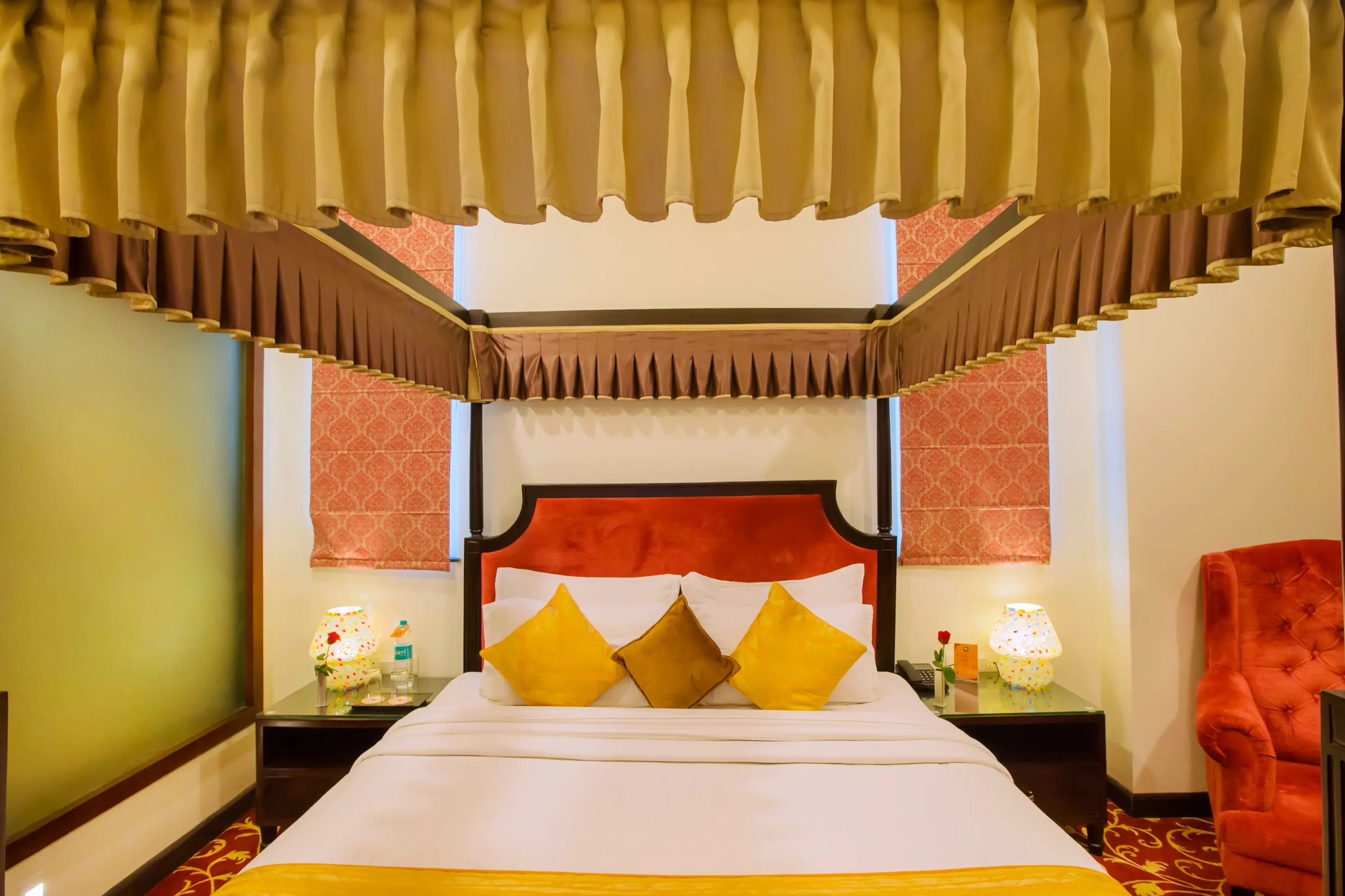 Hotel Kapish - Executive Suite Room Image 2