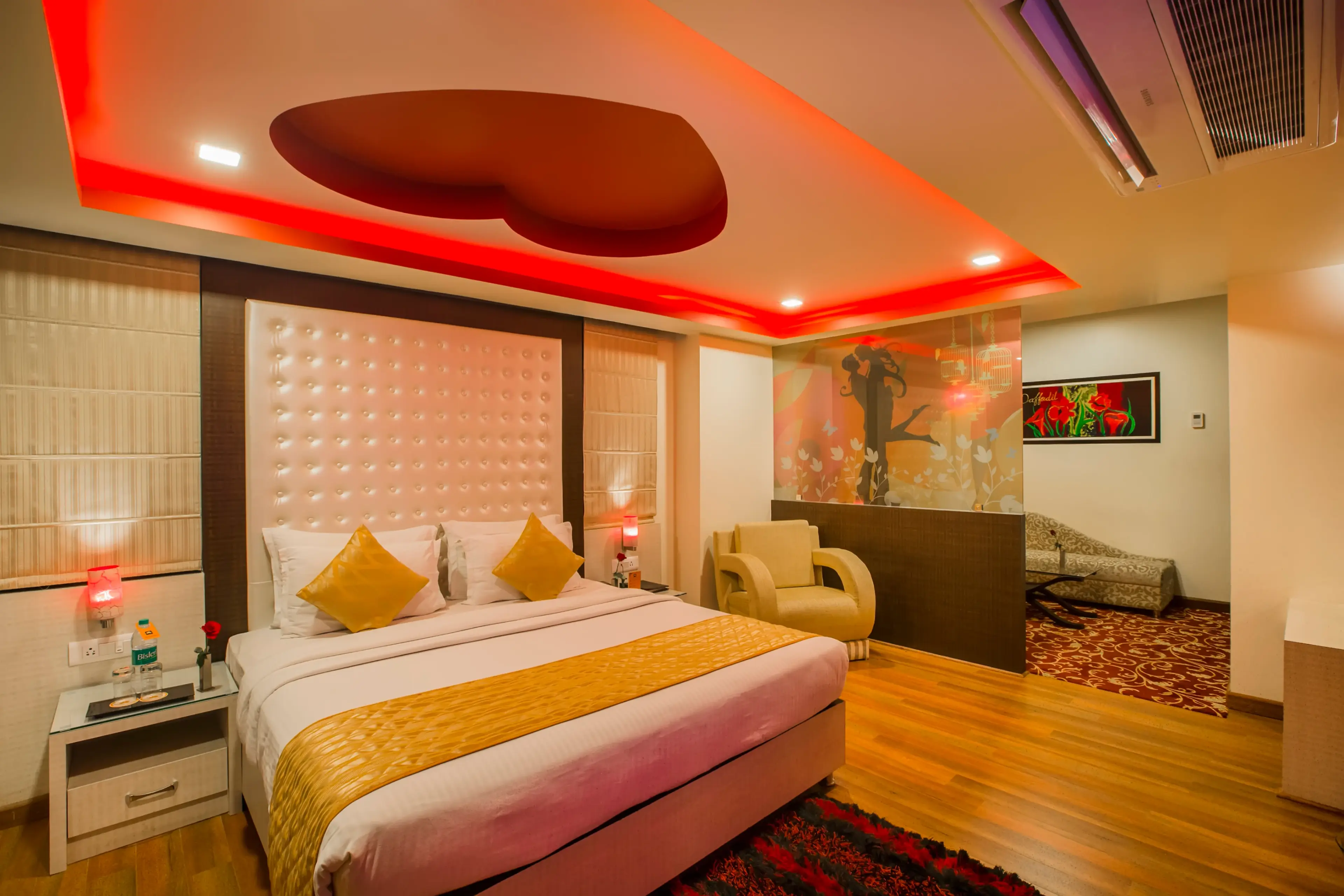 Hotel Kapish - Super Deluxe Room Image 4